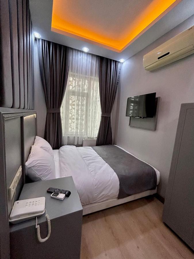 Crowned Plus Hotel Istanbul Exteriör bild