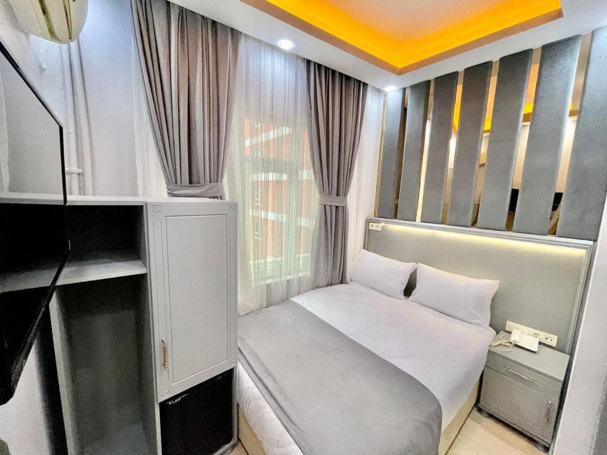 Crowned Plus Hotel Istanbul Exteriör bild