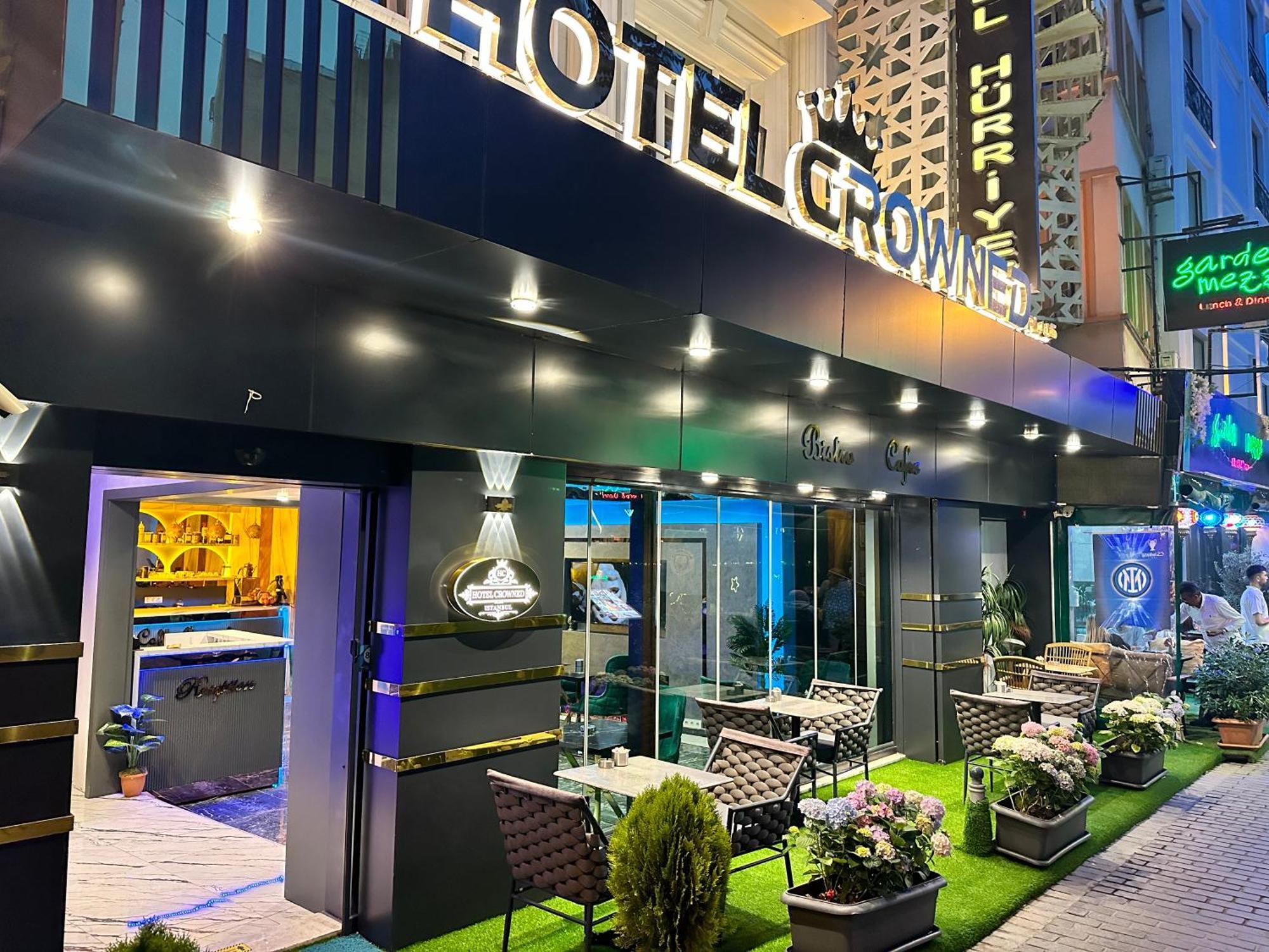 Crowned Plus Hotel Istanbul Exteriör bild