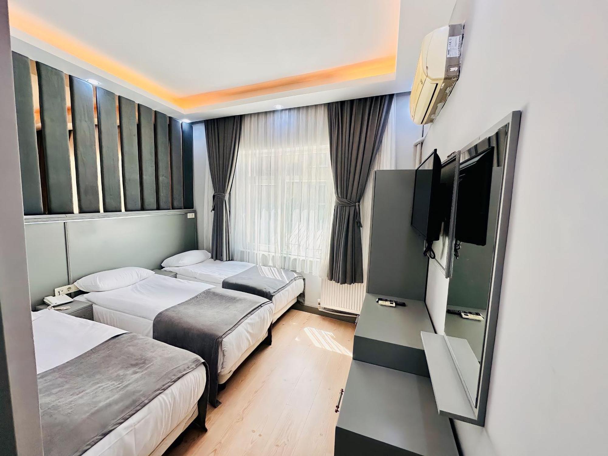 Crowned Plus Hotel Istanbul Exteriör bild